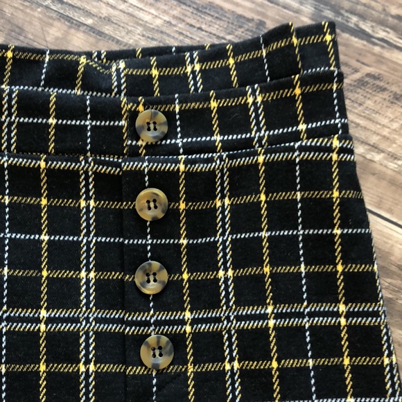 Ardene plaid stretch skirt - Picture 2 of 10